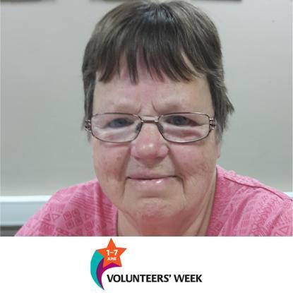 Volunteer Lynn lends a helping hand